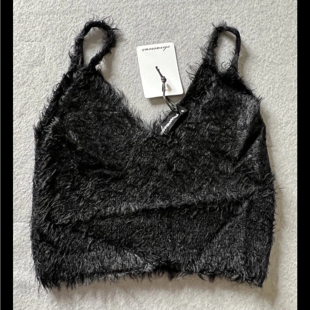 NEW Olivaceous Knit Cropped Cami Tank Top Womens Small Fuzzy Black